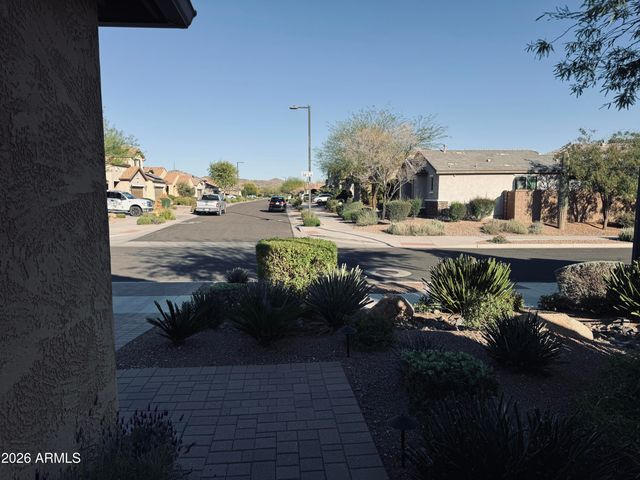 33212 N 26TH Lane N, Phoenix, AZ 85085