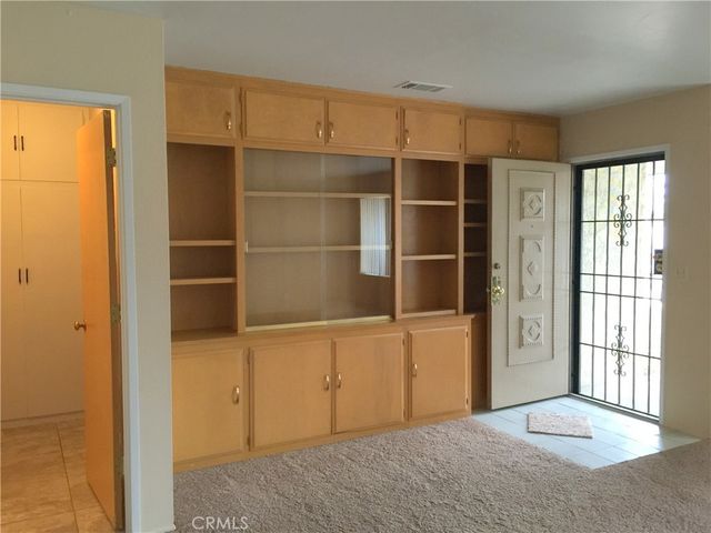 491 S Simpson, Hemet, CA 92543