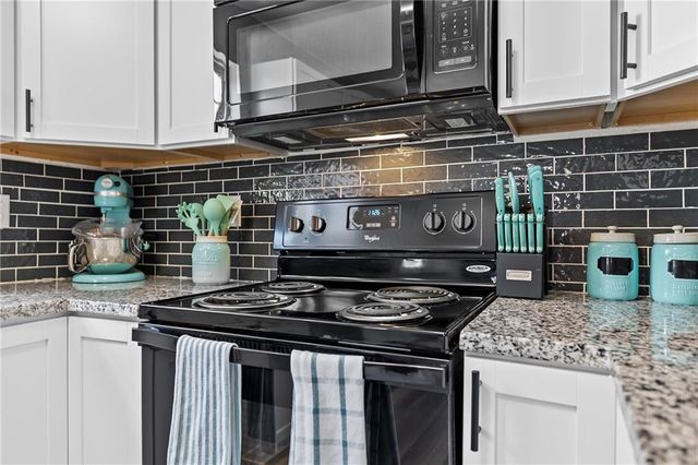 371 N Birch Street, Gardner, KS 66030