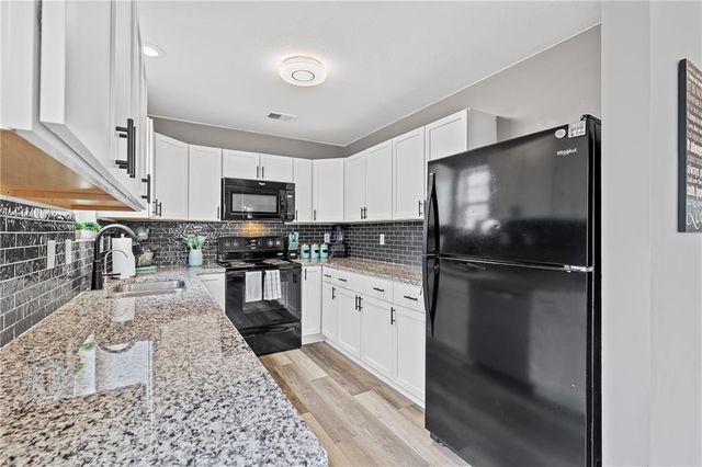 371 N Birch Street, Gardner, KS 66030