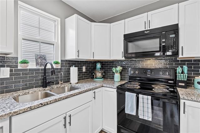 371 N Birch Street, Gardner, KS 66030