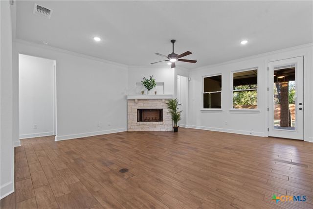 4121 Turning Leaf Drive, Nolanville, TX 76559