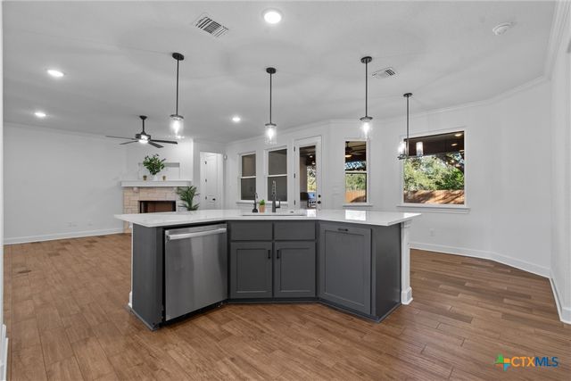 4121 Turning Leaf Drive, Nolanville, TX 76559