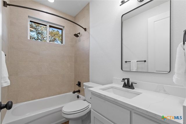 4121 Turning Leaf Drive, Nolanville, TX 76559