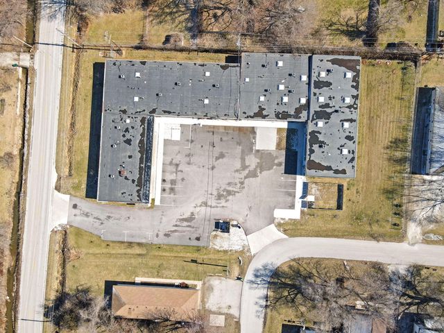 2420 E Blaine Street, Springfield, MO 65803