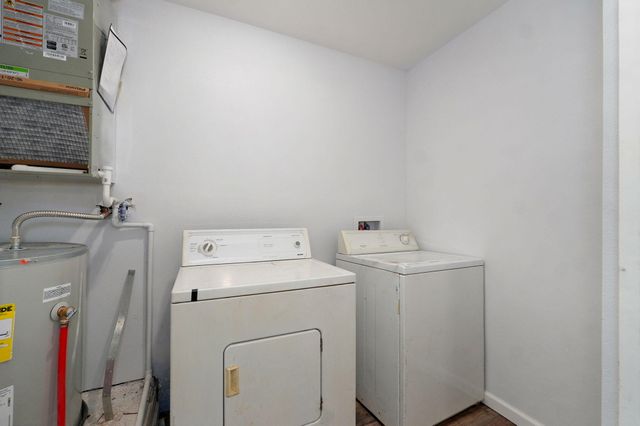 2420 E Blaine Street, Springfield, MO 65803