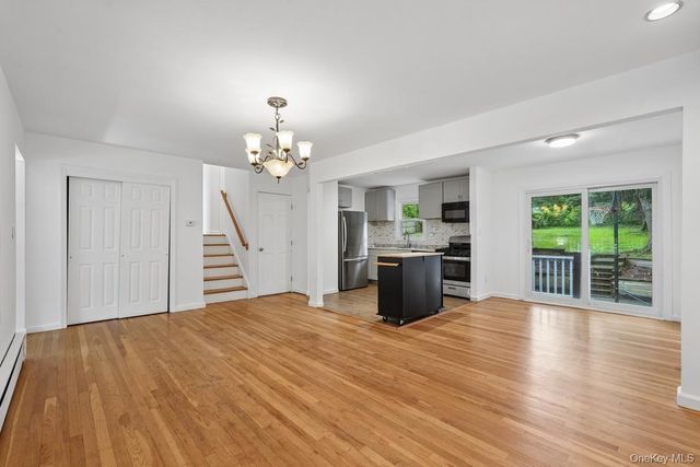 82 Stephens Road, Tappan, NY 10983