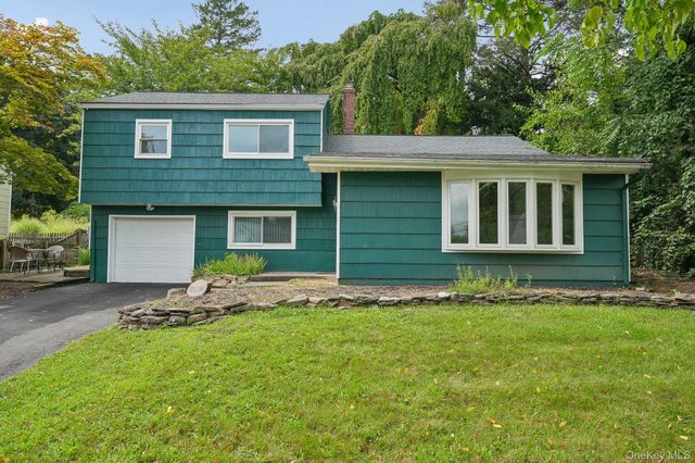 82 Stephens Road, Tappan, NY 10983