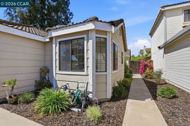 1888 Babbe St, Oakley, CA 94561