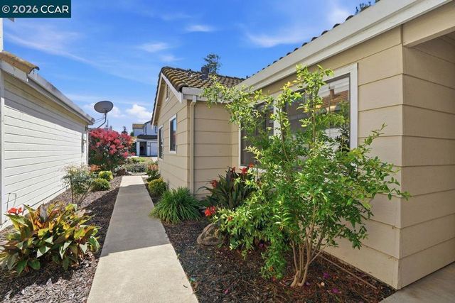 1888 Babbe St, Oakley, CA 94561