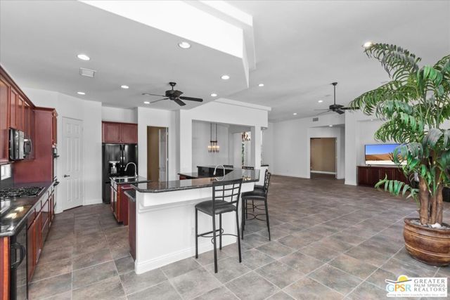 110 Rancho Vista Lane, Rancho Mirage, CA 92270