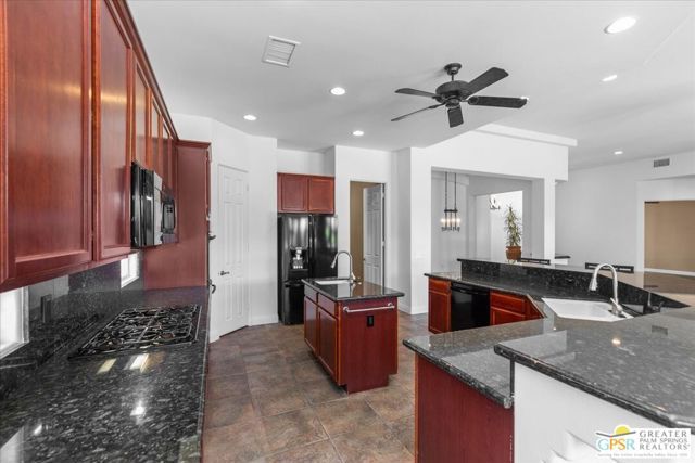 110 Rancho Vista Lane, Rancho Mirage, CA 92270