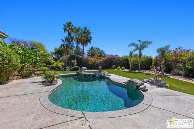110 Rancho Vista Lane, Rancho Mirage, CA 92270