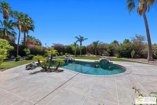 110 Rancho Vista Lane, Rancho Mirage, CA 92270