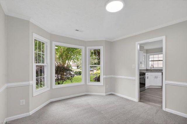 824 Lancaster LN, Newport News, VA 23602