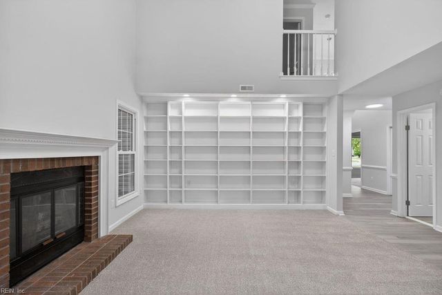 824 Lancaster LN, Newport News, VA 23602