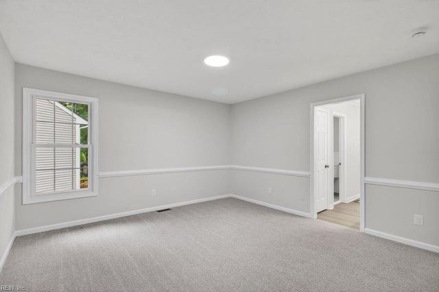 824 Lancaster LN, Newport News, VA 23602