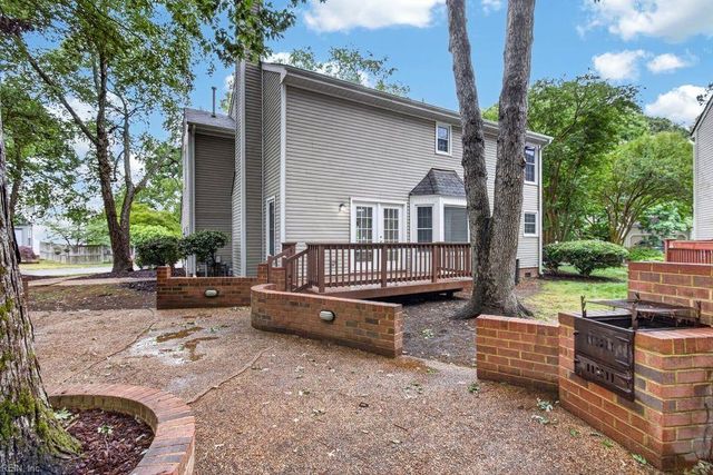 824 Lancaster LN, Newport News, VA 23602