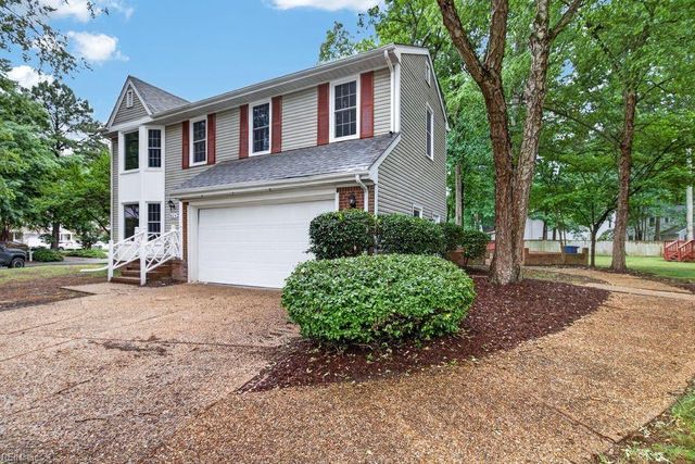 824 Lancaster LN, Newport News, VA 23602