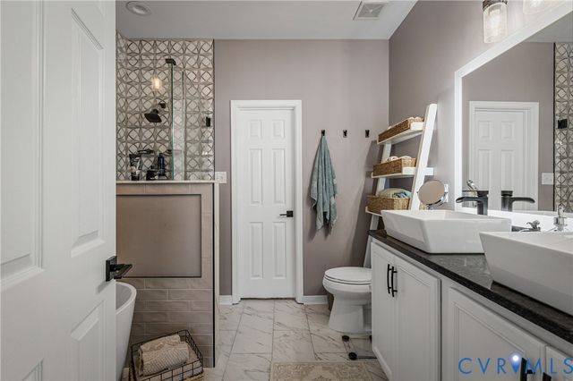 2412 Silver Lake Ter, Chesterfield, VA 23112