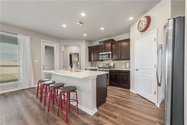 6330 Eldora Drive, College Station, TX 77845