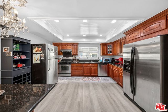 446 S St Andrews Place 2, Los Angeles, CA 90020