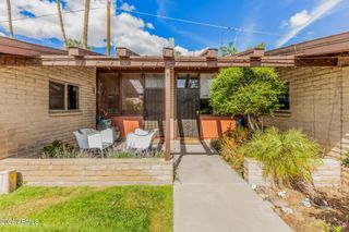 4203 N 36TH Street 11, Phoenix, AZ 85018