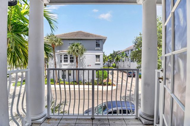 1470 Vía De Pepi, Boynton Beach, FL 33426