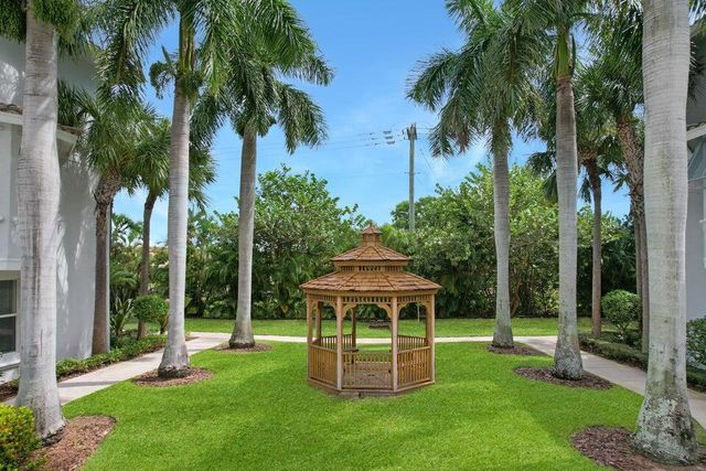 1470 Vía De Pepi, Boynton Beach, FL 33426