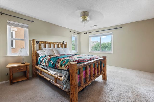 32 Sunset Canyon Lane, Santa Fe, NM 87508