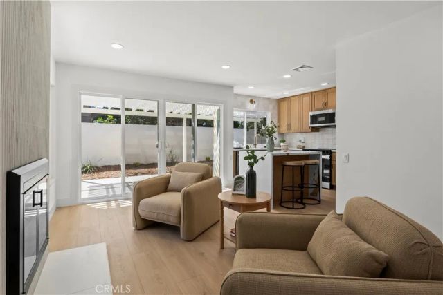 3582 Carmel, Irvine, CA 92606