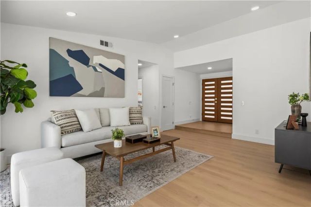3582 Carmel, Irvine, CA 92606
