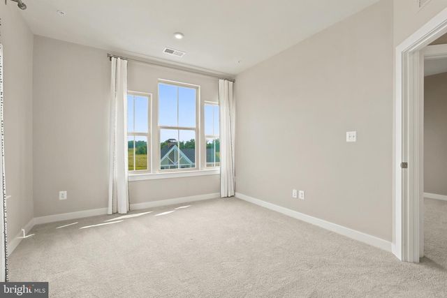24274 THURSO SQ, Dulles, VA 20166