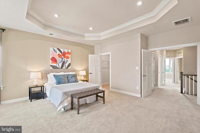 24274 THURSO SQ, Dulles, VA 20166