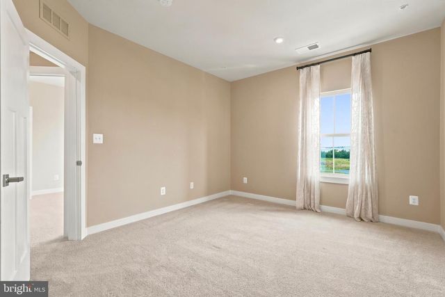 24274 THURSO SQ, Dulles, VA 20166