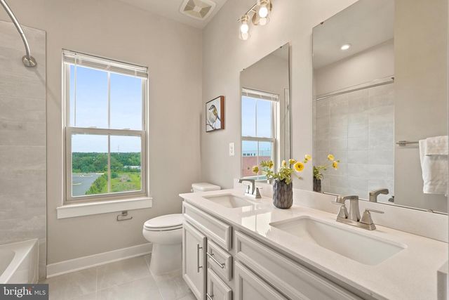 24274 THURSO SQ, Dulles, VA 20166