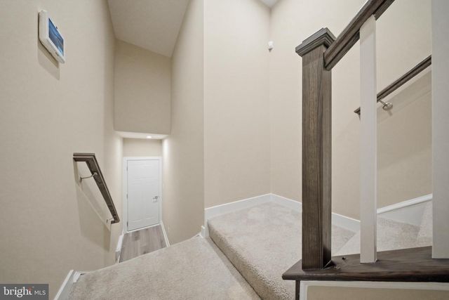 24274 THURSO SQ, Dulles, VA 20166