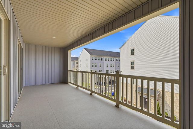 24274 THURSO SQ, Dulles, VA 20166