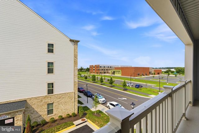 24274 THURSO SQ, Dulles, VA 20166