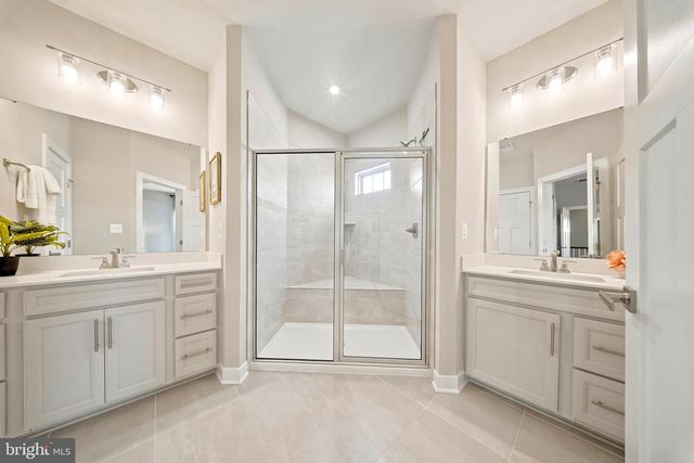 24274 THURSO SQ, Dulles, VA 20166