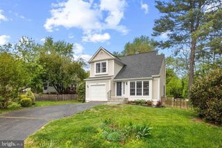 423 FOXRIDGE DR SW, Leesburg, VA 20175