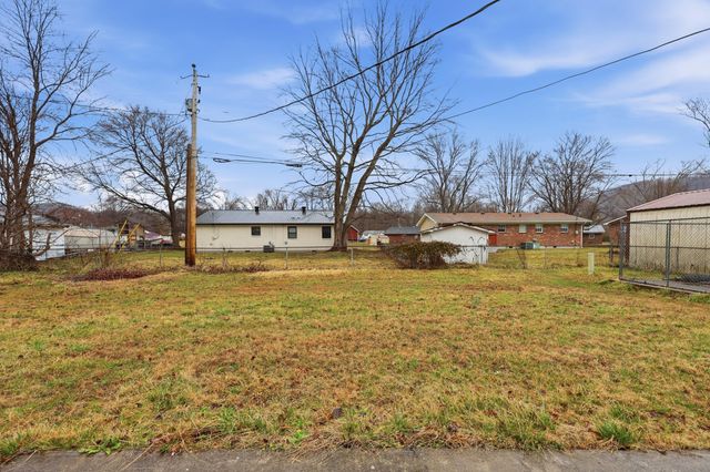 226 Airport Road, Stanton, KY 40380