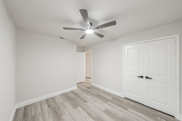 404 Simmons Drive, Hurst, TX 76053