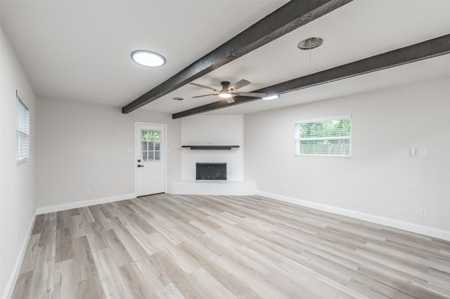 404 Simmons Drive, Hurst, TX 76053