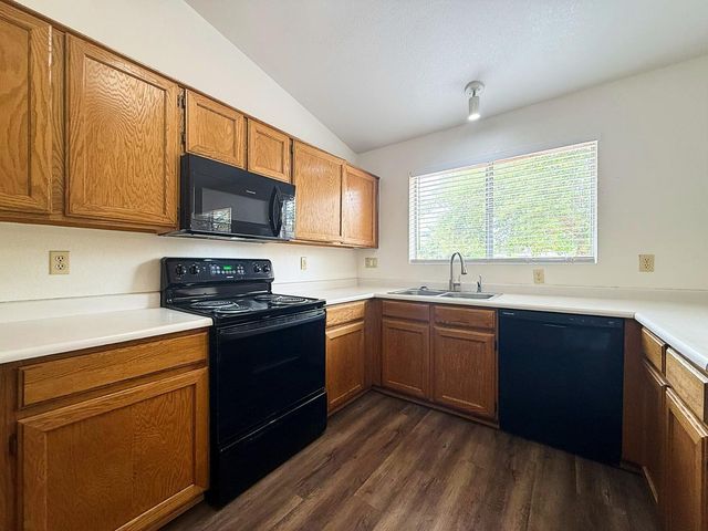 6755 N 89th Avenue, Glendale, AZ 85305