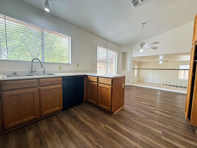 6755 N 89th Avenue, Glendale, AZ 85305