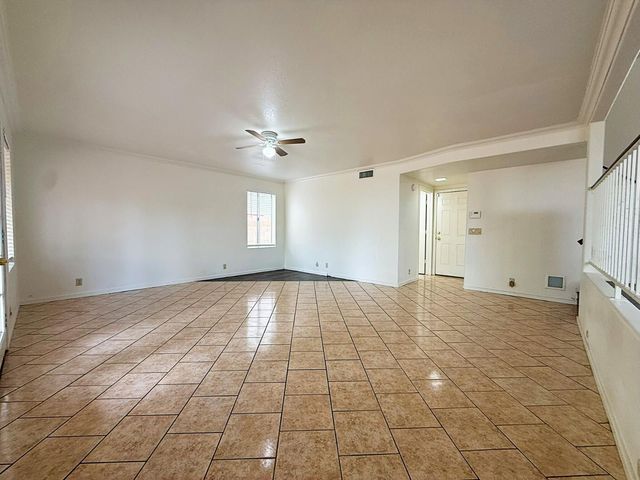 6755 N 89th Avenue, Glendale, AZ 85305