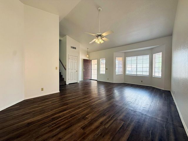 6755 N 89th Avenue, Glendale, AZ 85305