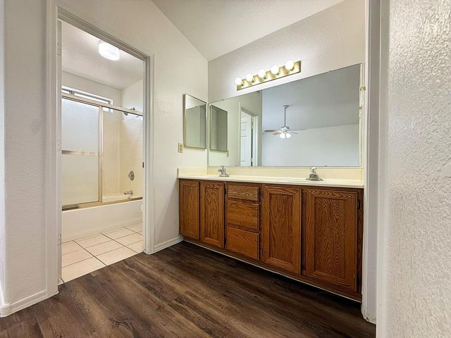 6755 N 89th Avenue, Glendale, AZ 85305