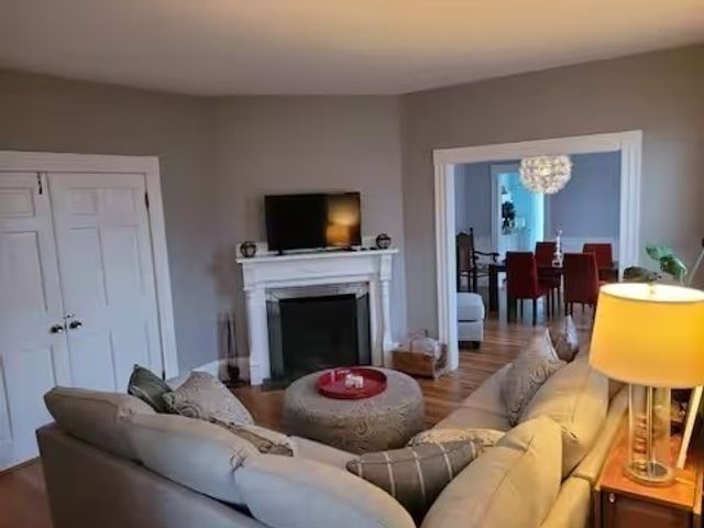 357 Lafayette St 2, Salem, MA 01970